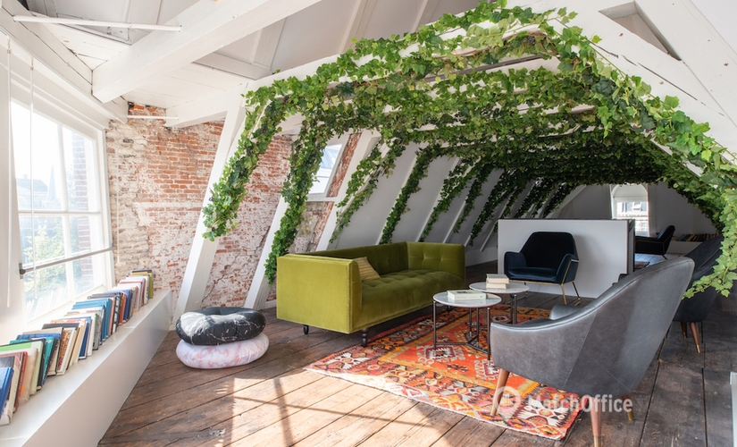 13300 m² Coworking space  in Amsterdam Centre, Nieuwezijds Voorburgwal 296-298 (1012 RT) - 1 | MatchOffice.com