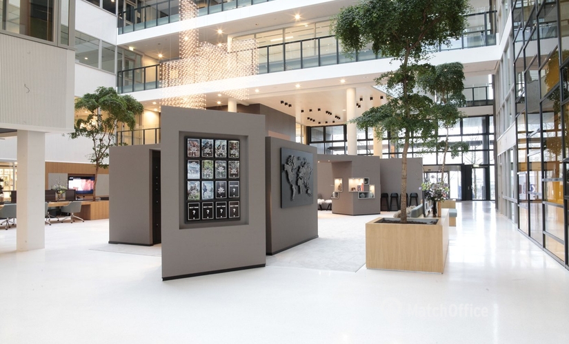 200 m² Shared workspace in Amsterdam New West, Thomas R. Malthusstraat 1-3 (1066 JR) - 1 | MatchOffice