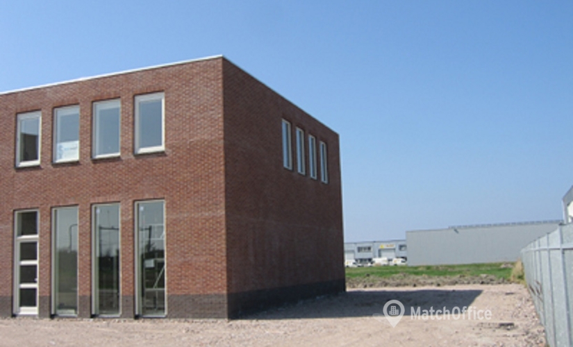 92 m² Business center building available to rent in Alkmaar, Kruiswijk 8 (1761 AR) - 2 | MatchOffice.com