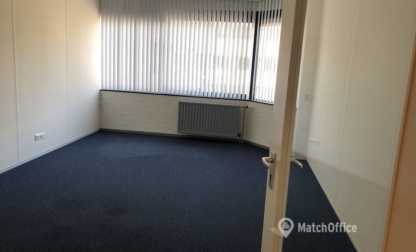 40 m² Business space building available to rent in Breda, Hooilaan 1 (4816 EM) - 1 | MatchOffice