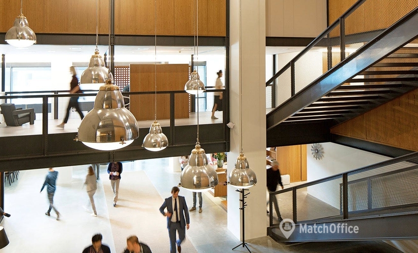 100 m² Business space place for rent in Rotterdam, Hofplein 20 (3032 AC) - 1 | MatchOffice