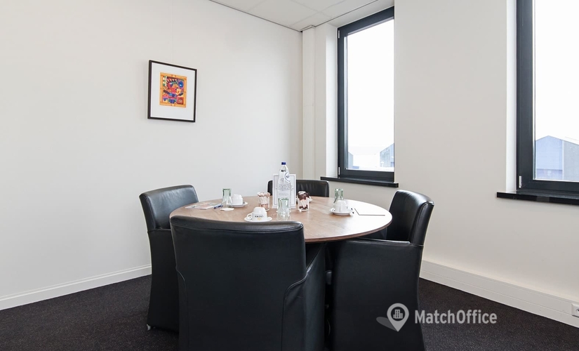 200 m² Meeting room in Alphen aan den Rijn, Leidse Schouw 2 (2408 AE) - 0 | MatchOffice