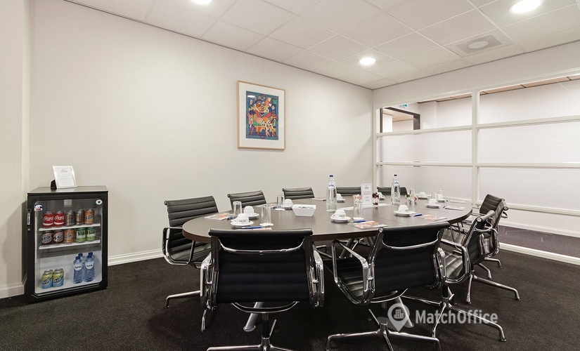 200 m² Convention center in Alphen aan den Rijn, Leidse Schouw 2 (2408 AE) - 1 | MatchOffice