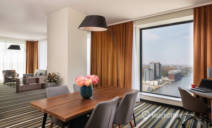 700 m² Business park building up for rent in South, Paul van Vlissingenstraat 24 (1096 BK) - 2 | MatchOffice