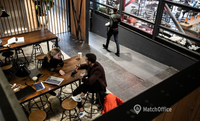 Business center Kennemerplein 6 2011 MJ Haarlem