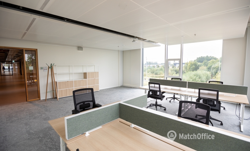 75 m² Shared workspace  in Amsterdam East, Science Park 900 - LAB42 (1012 WX) - 2 | MatchOffice.com