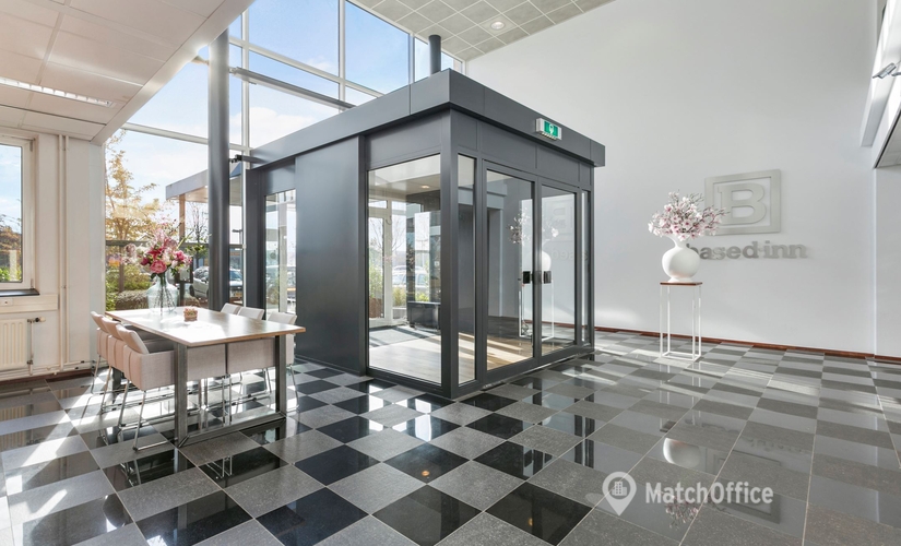 620 m² Serviced office in Hoogvliet, Hoefsmidstraat 41 (3194 AA) - 3 | MatchOffice.com
