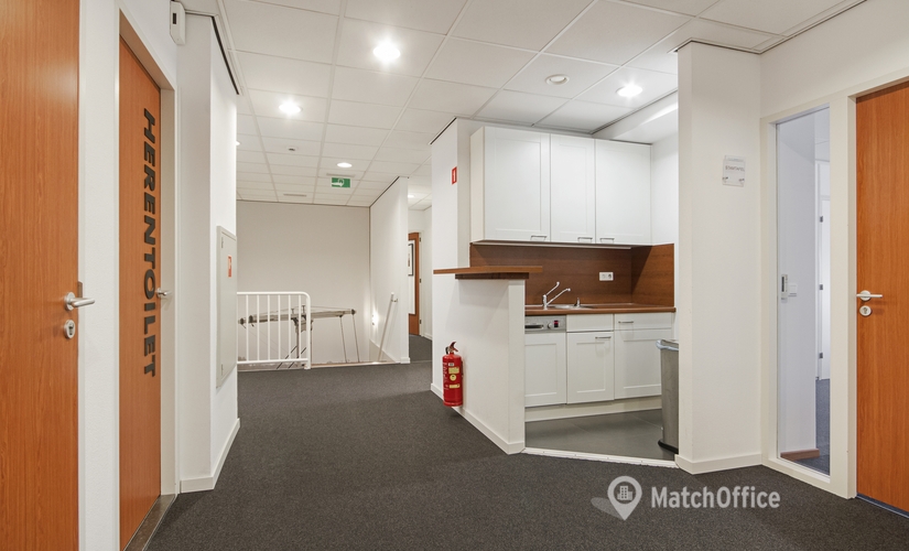 300 m² Business space in Bodegraven-Reeuwijk, Leeghwaterstraat 25 (2811 DT) - 4 | MatchOffice