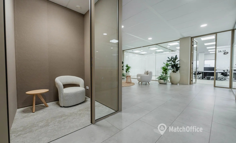 Business center huren in Amsterdam Zuidoost, Laarderhoogtweg 7, (1101 DZ) - 1 | MatchOffice.nl