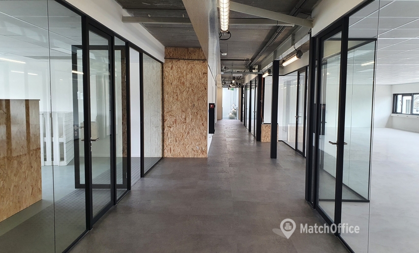 133 m² Business space in Bodegraven-Reeuwijk, Hondsdraf 10 (2412 AZ) - 2 | MatchOffice