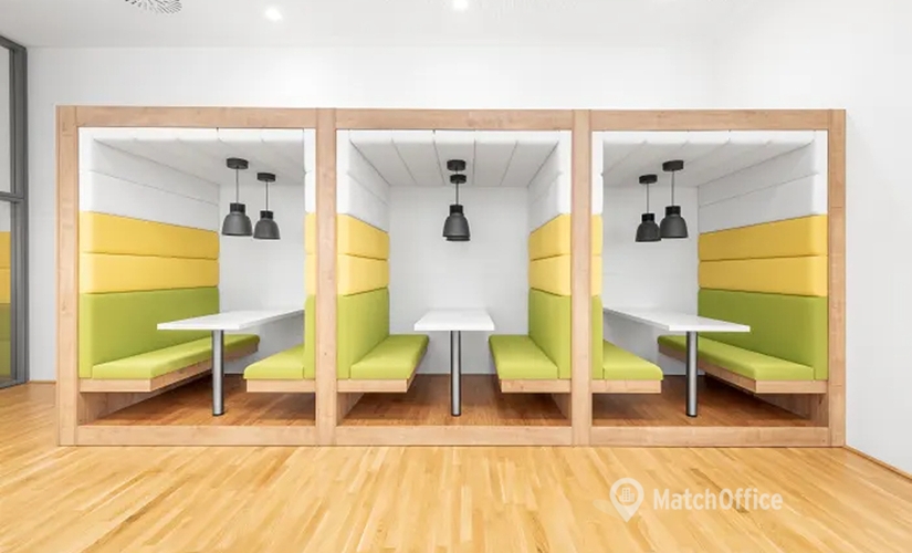 100 m² Coworking space  in Amsterdam Centre, Stationsplein 19-W (1012 AB) - 3 | MatchOffice.com