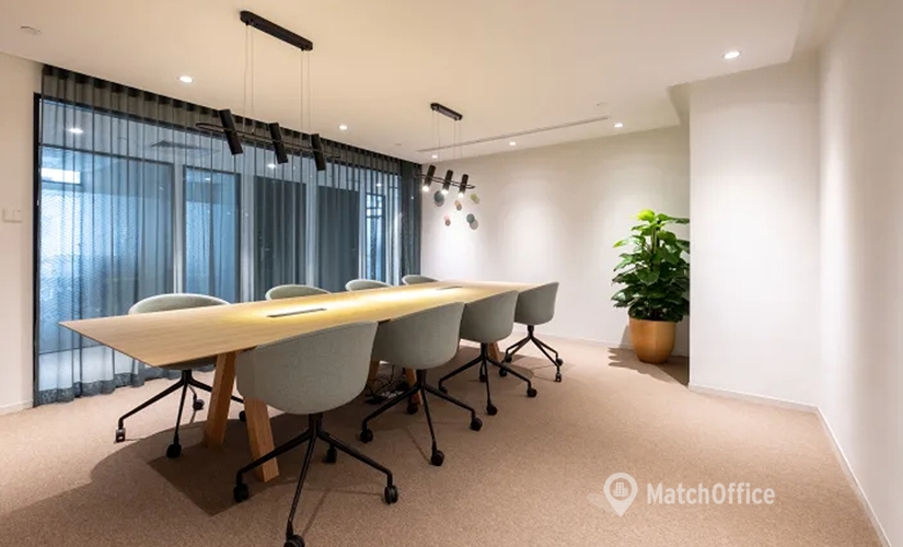 100 m² Convention center in Amsterdam Centre, Stationsplein 19-W (1012 AB) - 0 | MatchOffice