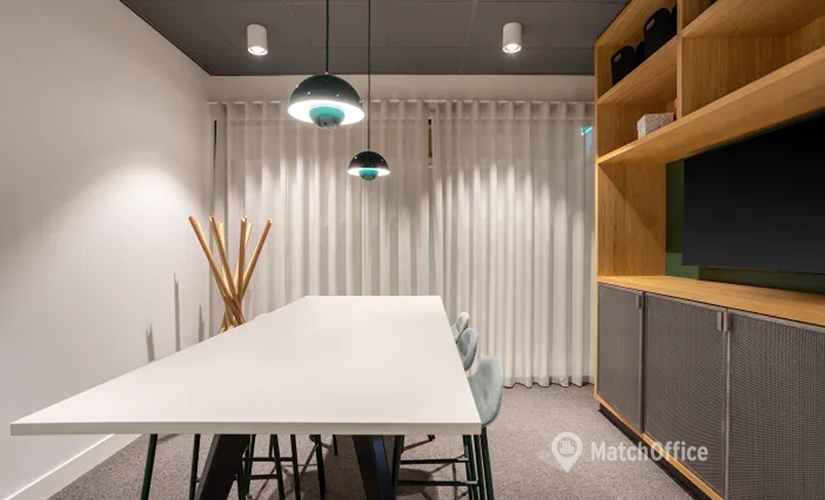 50 m² Meeting room in Schiphol Airport, Evert van de Beekstraat 202 (1118 CP) - 4 | MatchOffice.com