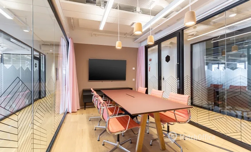 100 m² Shared workspace  in Schiphol Airport, Ontvangsthal 4 (1118 AX) - 3 | MatchOffice