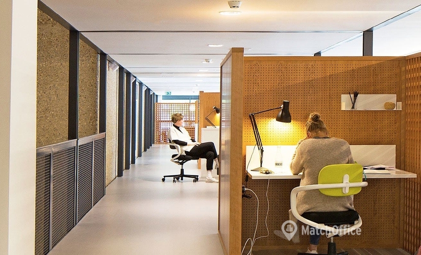 100 m² Shared workspace  in Rotterdam, Hofplein 20 (3032 AC) - 2 | MatchOffice.com