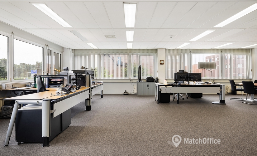 Business center Curieweg 7 3208 KJ Spijkenisse