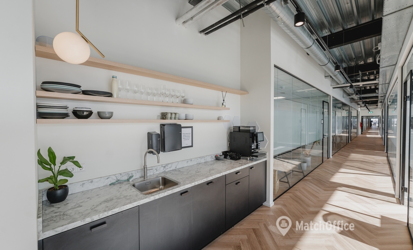 70 m² Business park in Sloterdijk, Bos en Lommerplein 270 (1055 RW) - 0 | MatchOffice