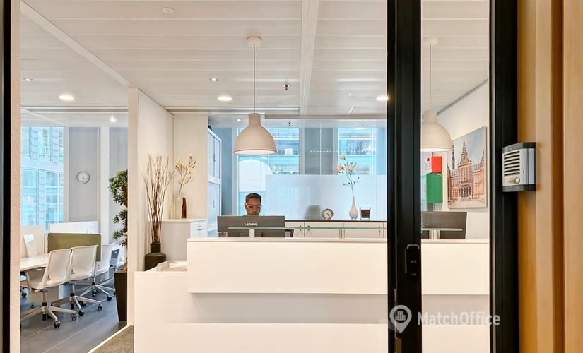 Gedeeld kantoor te huur in Amsterdam Zuid, Zuidplein 36, (1077 XV) - 1 | MatchOffice.nl