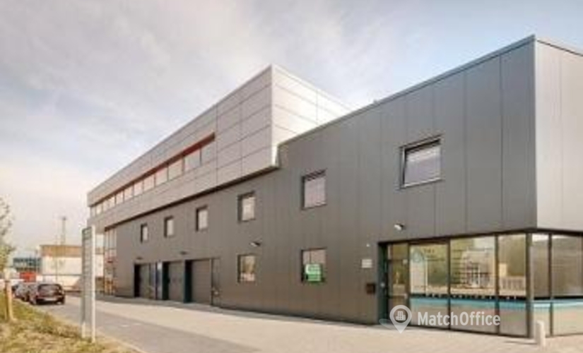 100 m² Serviced office place up for rent in Alkmaar, Zijperweg 4 (1742 NE) - 0 | MatchOffice.com