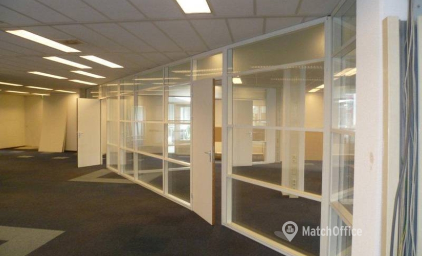 Business center Curieweg 7 3208 KJ Spijkenisse