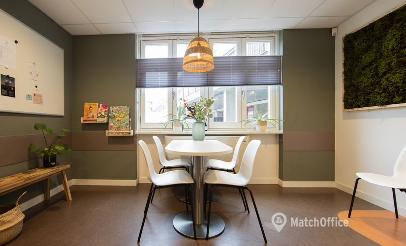 100 m² Shared office in Utrecht, Middenburcht 136 (3452 MT) - 0 | MatchOffice.com