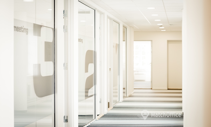 Choose a 10 m² Conference center in Baerum, Vollsveien 4 (1366) - 2 | MatchOffice.com