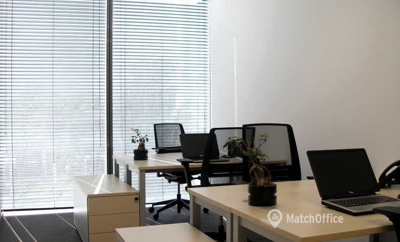 Przestrzeń coworkingową do wynajęcia w Warszawa Śródmieście