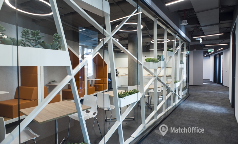 Explore comfortable a 100 m² Shared office  in Warszawa Ochota, Aleje Jerozolimskie 100 (00-807) - 4 | MatchOffice.com
