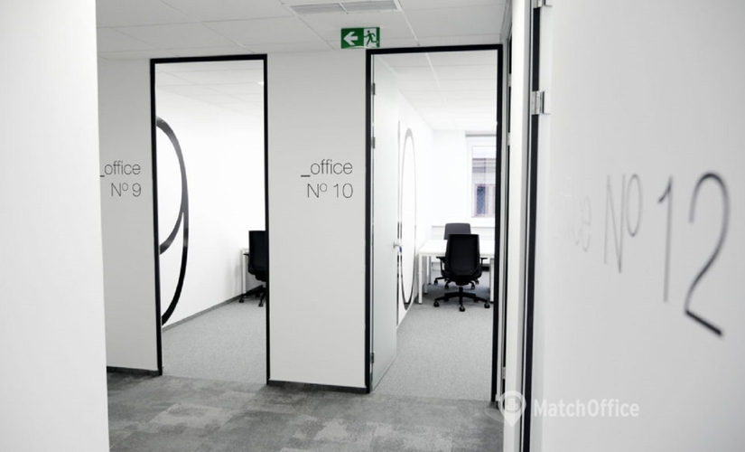 100 m² Serviced office in Warszawa Wola, aleja Jana Pawła II 25 (00-854) - 4 | MatchOffice.com