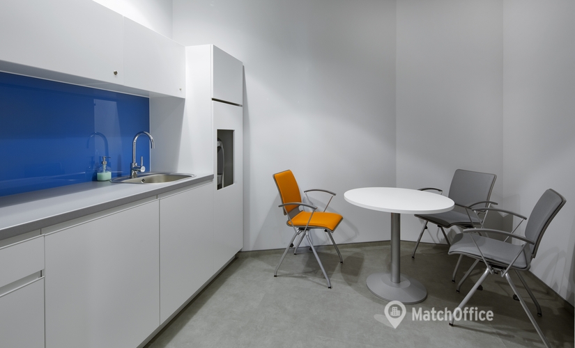 26 m² Convention center in Warszawa Mokotów, Konstruktorska 12 (02-673) - 2 | MatchOffice.com