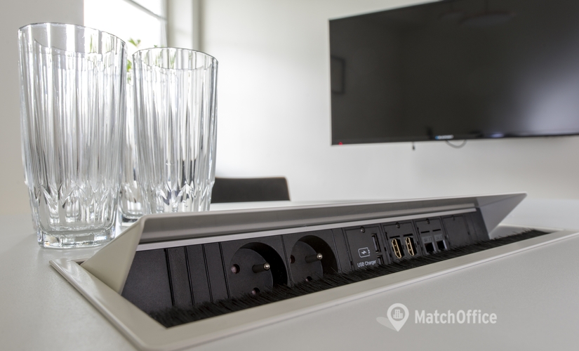 12 m² Conference hall in Warszawa Śródmieście, ul. Wiślana 8 (00-317) - 3 | MatchOffice.com