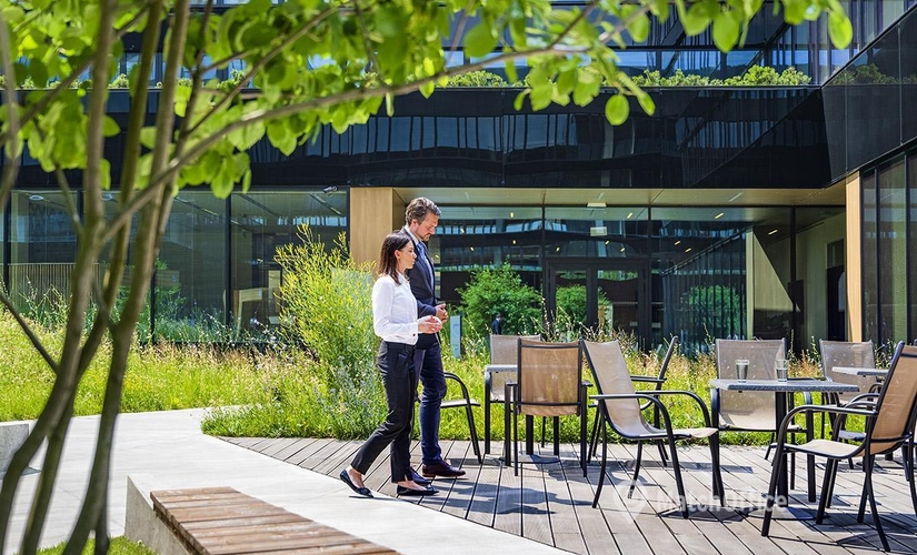 80 m² Business space place up for rent in Warsaw, Cybernetyki 10 (02-677) - 1 | MatchOffice