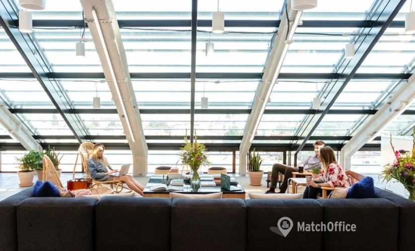 150 m² Co-working  in Warszawa Śródmieście, Krakowskie Przedmieście 13 (00-071) - 1 | MatchOffice.com