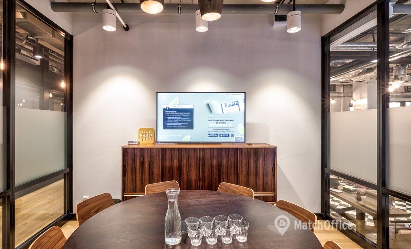 710 m² Serviced office in Warszawa Śródmieście, Koszykowa 61 (00-667) - 2 | MatchOffice.com