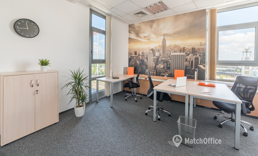 Przestrzeń coworkingową do wynajęcia w Warszawa Śródmieście