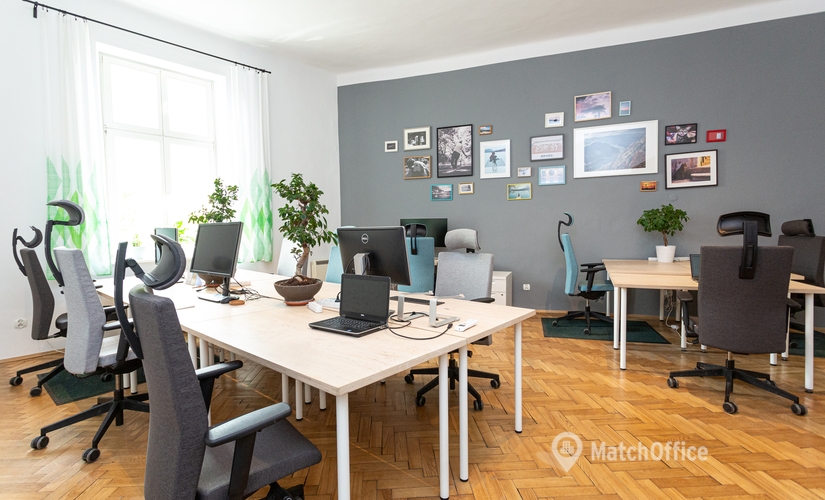 140 m² Shared workspace in Krakow Centrum, Ulica św. Sebastiana 33 (31-047) - 2 | MatchOffice.com