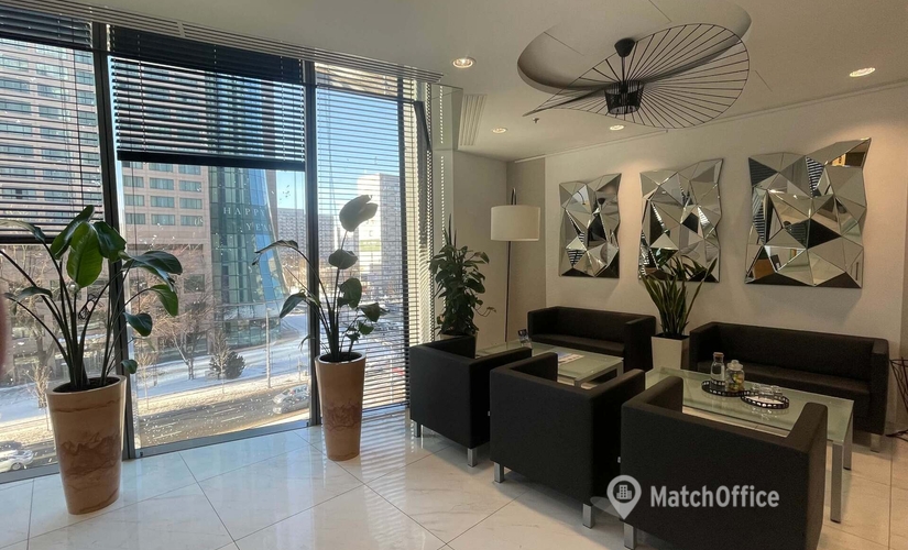 Przestrzeń coworkingową do wynajęcia w Warszawa Śródmieście