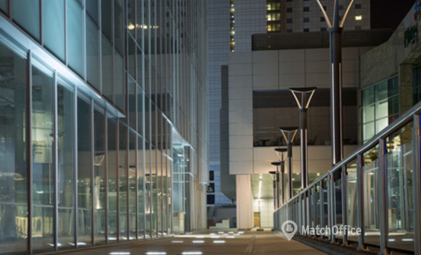 40 m² Business space in Poznan, Pl. Andersa 7 (61-894) - 1 | MatchOffice.com