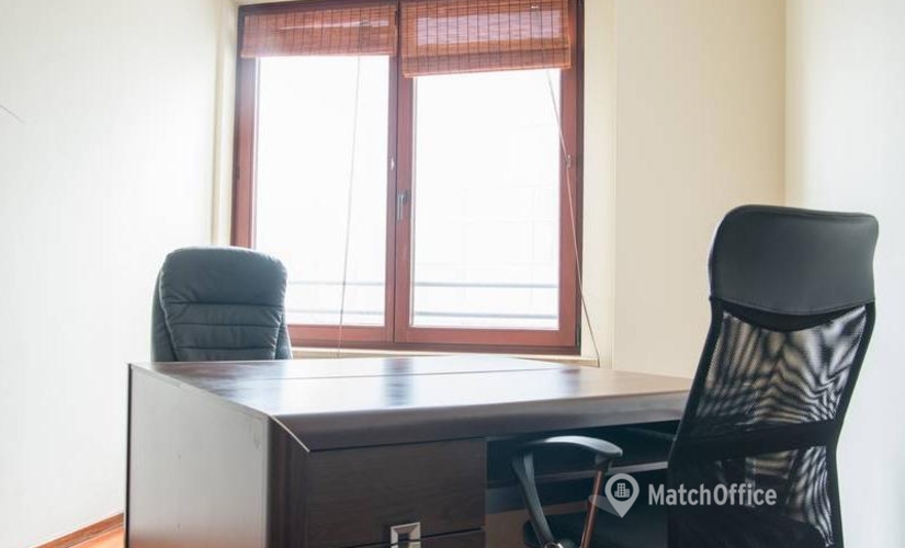 Centrum biznesowe Al. Jana Pawła II 61 lok. 32 01-031 Warszawa Wola