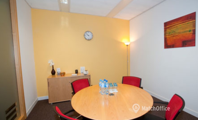 35 m² Conference center in Warszawa Śródmieście, Pl. Piłsudskiego 3 (00-078) - 2 | MatchOffice.com