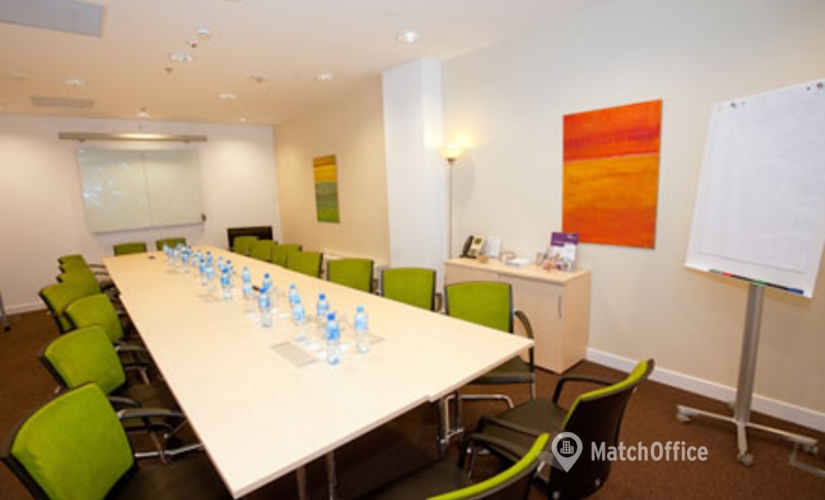 140 m² Meeting room in Warszawa Śródmieście, ul. Bonifraterska 17 (00-203) - 0 | MatchOffice.com