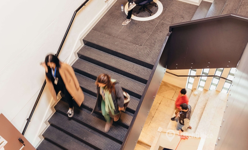 5000 m² Co-working  in Lisbon, Cais Rocha Conde d’Óbidos (1350-352) - 1 | MatchOffice