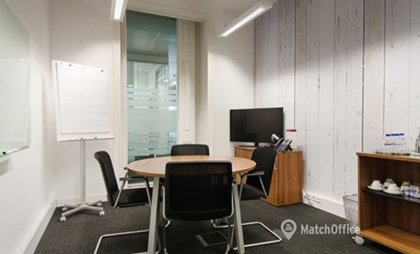 40 m² Shared workspace  in Lisbon, Rua Ivens 42 (1200-445) - 4 | MatchOffice.com