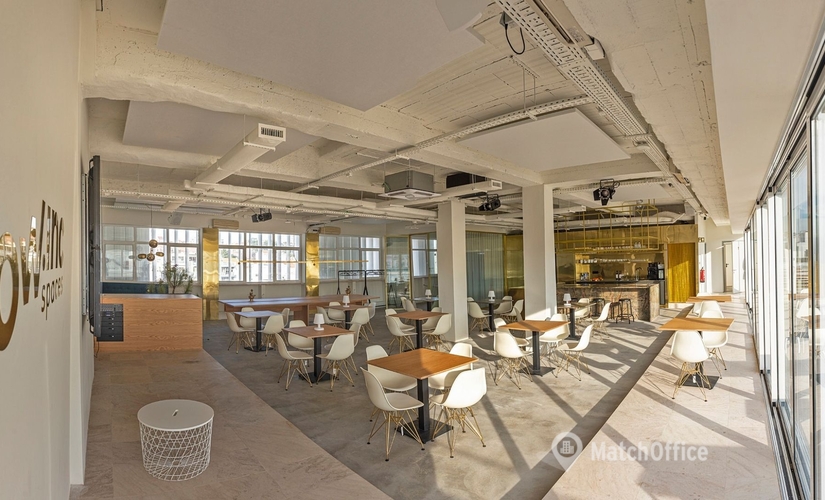 200 m² Business center in Lisbon, Av. Alm. Reis (1150-011) - 1 | MatchOffice.com