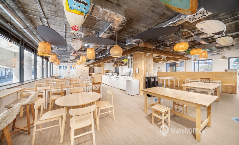 300 m² Business park in Lisbon, Maleo Castilho (1250-048) - 2 | MatchOffice.com