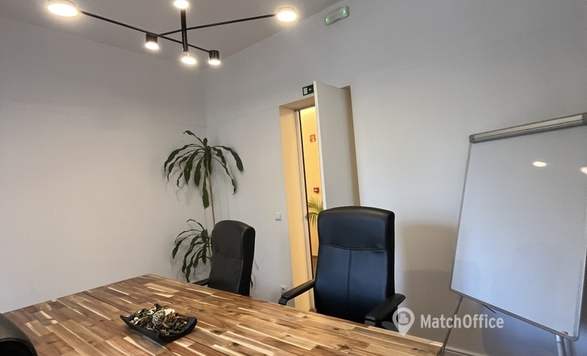 Office Av. António Augusto de Aguiar 1050-012 Lisbon