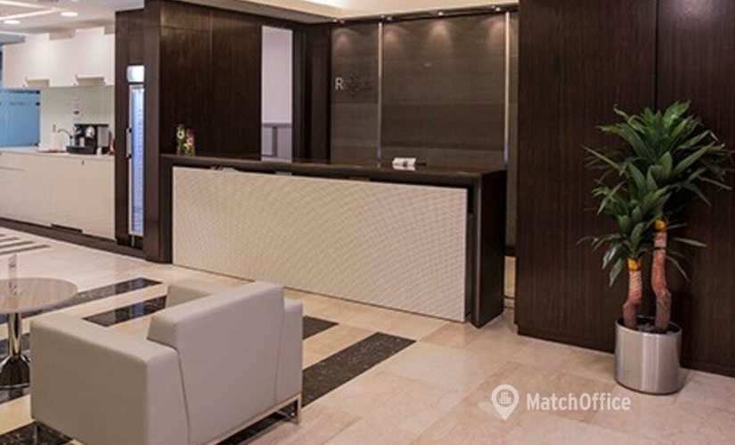100 m² Business park property for rent in Doha, Al Owaina Tower (%[postal_code]) - 1 | MatchOffice.com