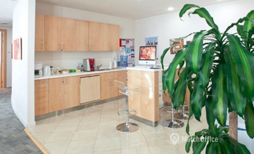 100 m² Business park property available to rent in Doha, 5th Floor (%[postal_code]) - 2 | MatchOffice