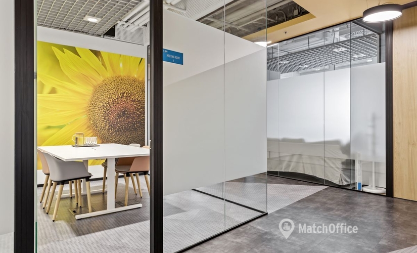 94 m² Conference room in Bucharest, Strada Gara Herăstrău 2 (077190) - 1 | MatchOffice.com