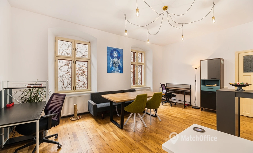 50 m² Shared workspace  in Brasov City, Strada George Barițiu 2 (500025) - 1 | MatchOffice